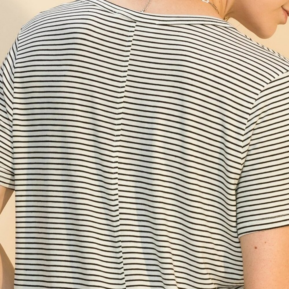 NWT Hyfve Double Zero Scoop Neck Short Sleeve Curved Hem Top - Picture 2 of 5